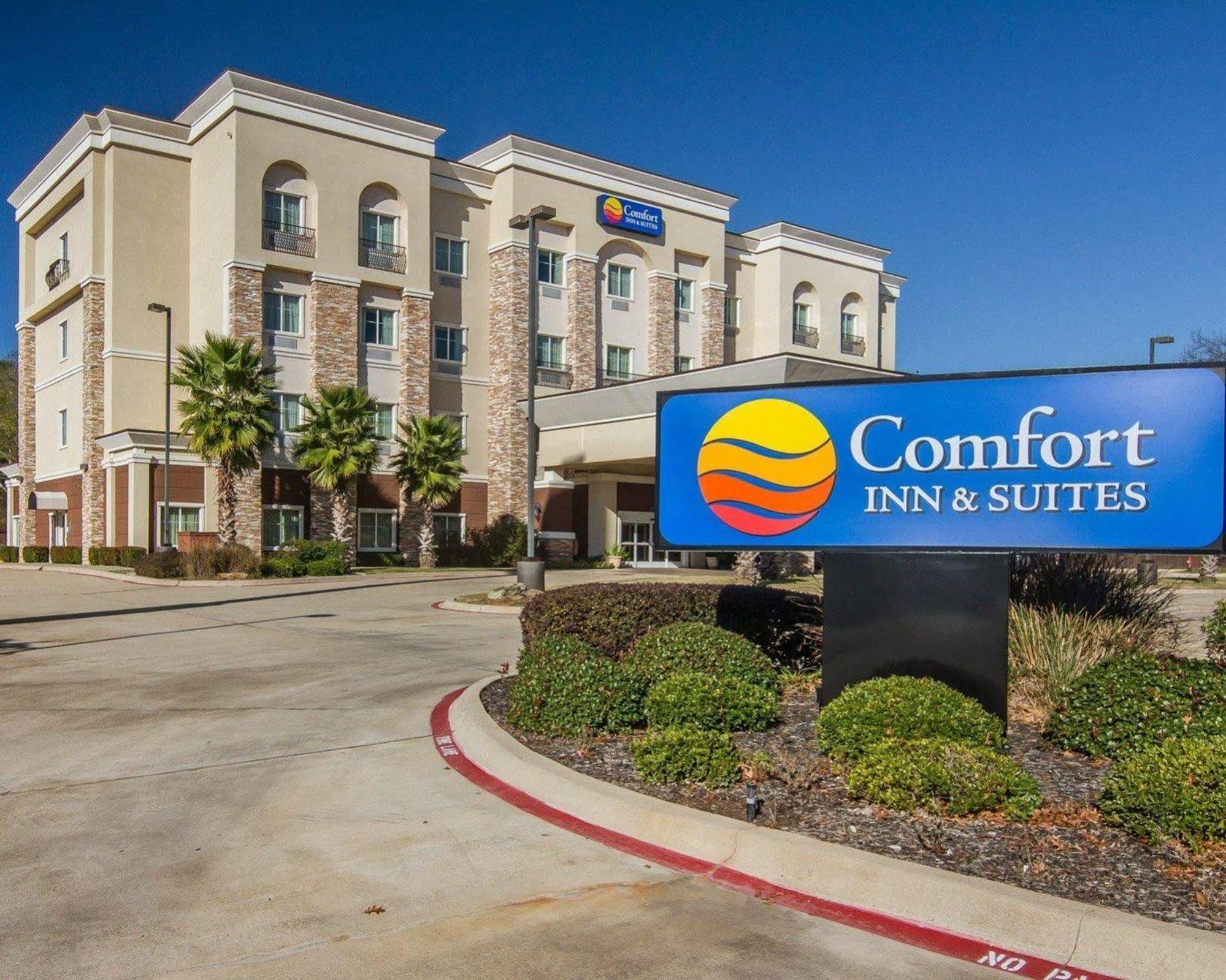 Comfort Inn & Suites Longview Exterior photo